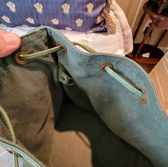 Louis Vuitton Epi Leather Green Noe Shoulder Handbag PM/PETITE - Picture 9 of 12